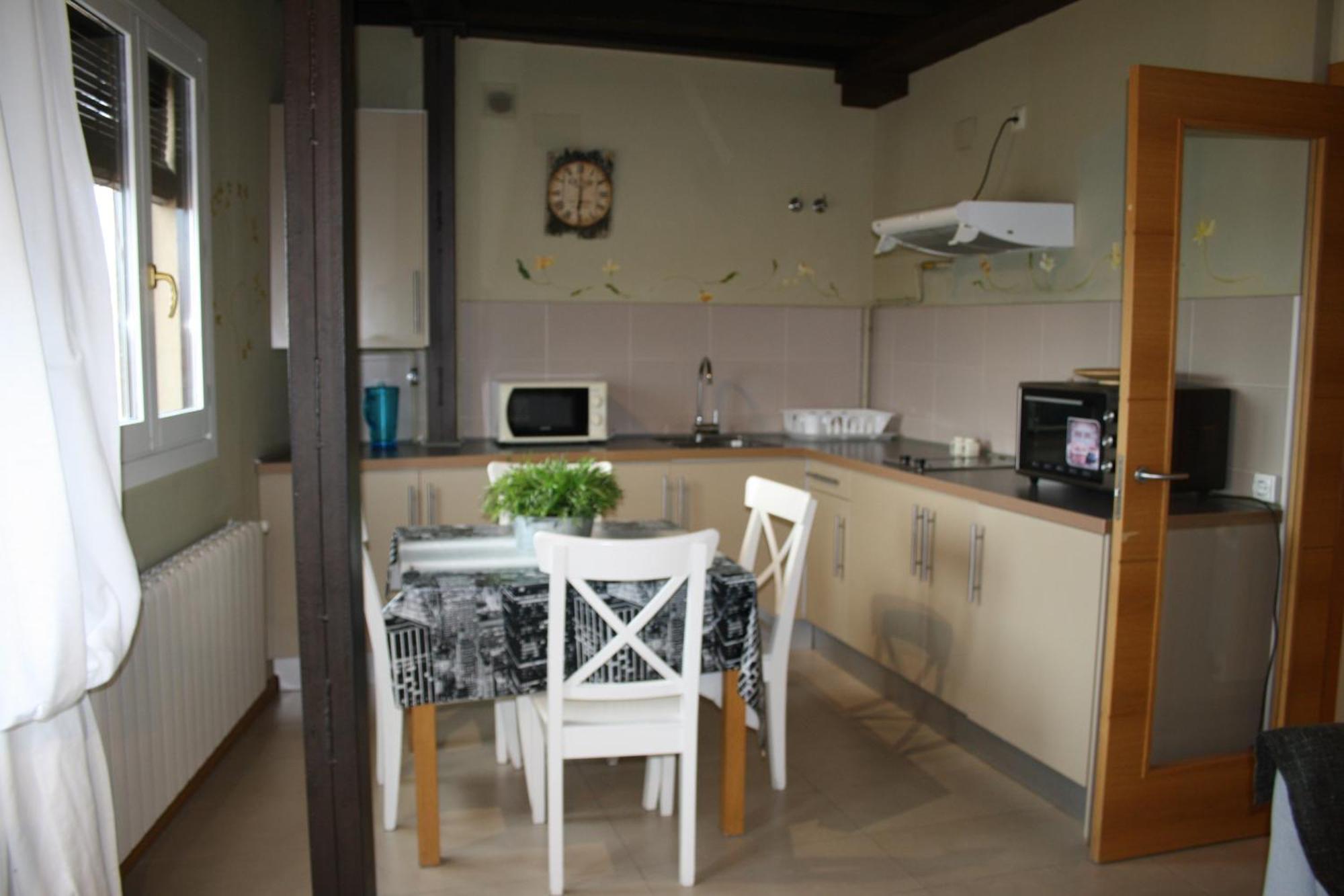 Refitoleria Apartamentos Segovia Exteriör bild