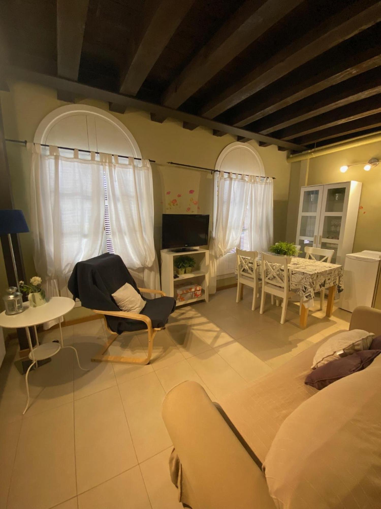 Refitoleria Apartamentos Segovia Exteriör bild